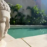 Casa Mahalo, Take A Break & Enjoy
